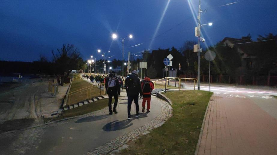 W nocnej ciszy ku Sercu Jezusa – pierwsza Ekstremalna Droga Krzyżowa z Siemiatycz do Milejczyc