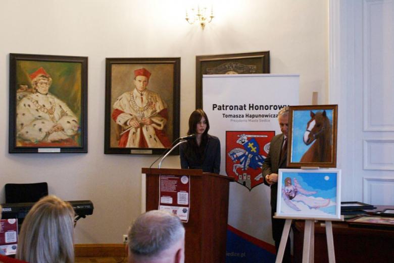 Sztuka i edukacja przeciw dezinformacji. Uczniowie IV LO w Siedlcach działają